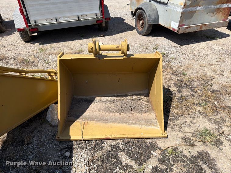 image for item MZ9908 Caterpillar excavator parts