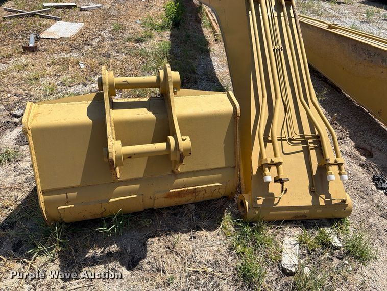 image for item MZ9908 Caterpillar excavator parts