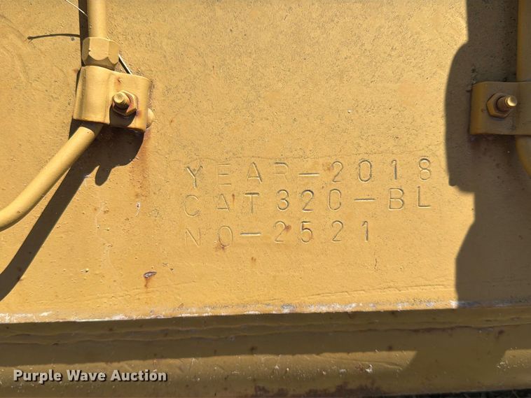 image for item MZ9908 Caterpillar excavator parts
