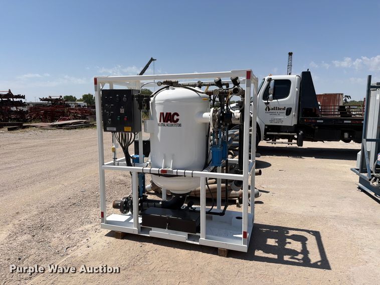 image for item MZ9913 IVAC Industrial vacuum system
