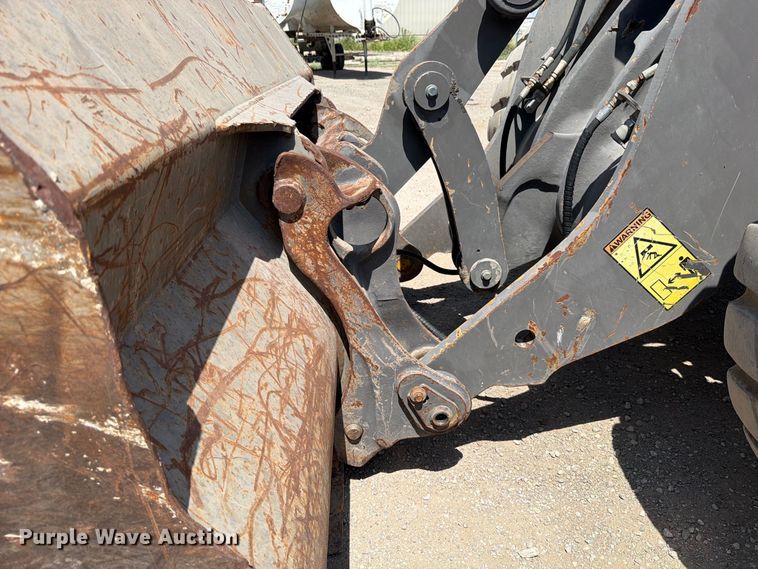 image for item MZ9914 2006 Volvo L90E wheel loader