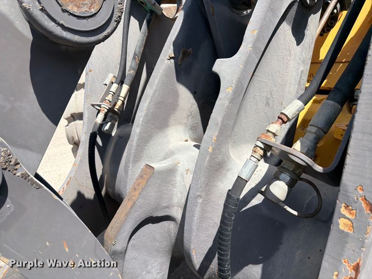 image for item MZ9914 2006 Volvo L90E wheel loader