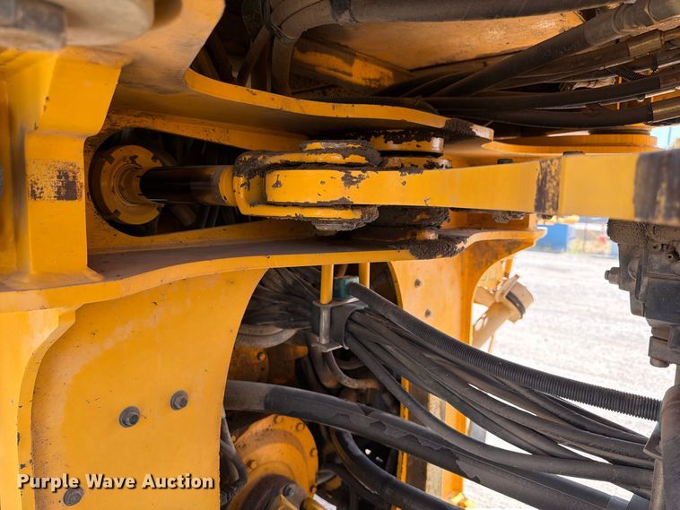 image for item MZ9914 2006 Volvo L90E wheel loader
