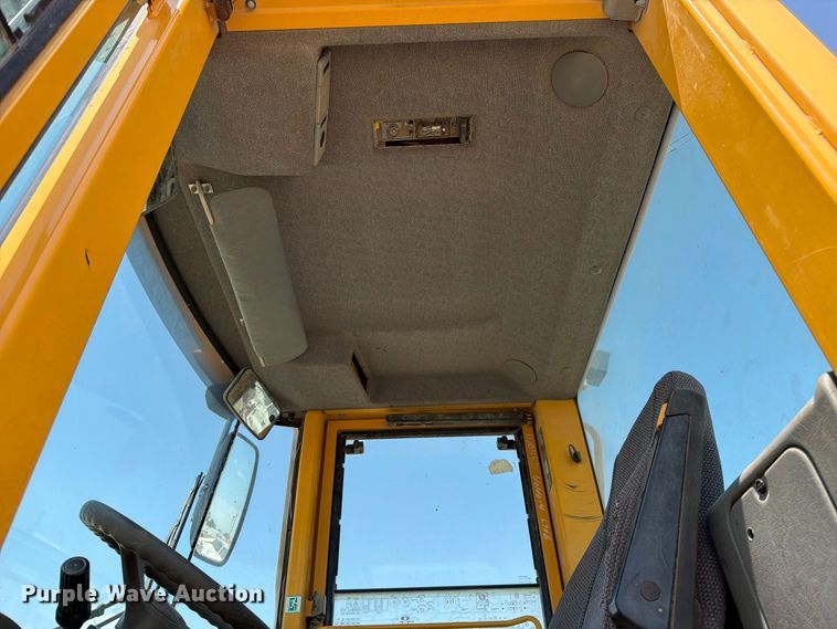 image for item MZ9914 2006 Volvo L90E wheel loader