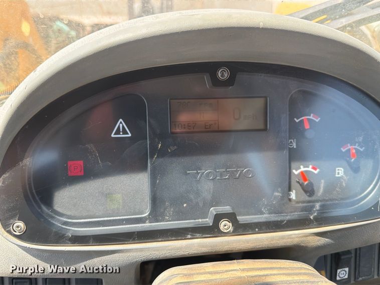 image for item MZ9914 2006 Volvo L90E wheel loader