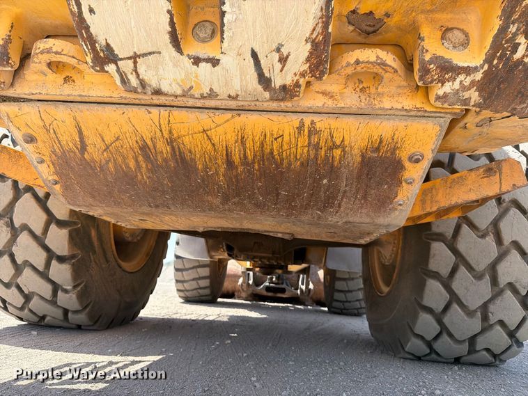 image for item MZ9914 2006 Volvo L90E wheel loader