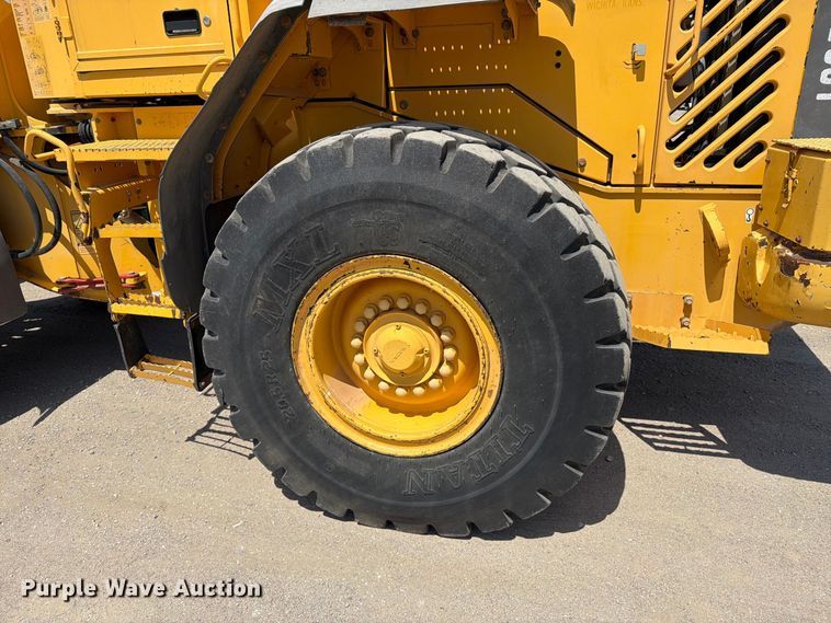 image for item MZ9914 2006 Volvo L90E wheel loader