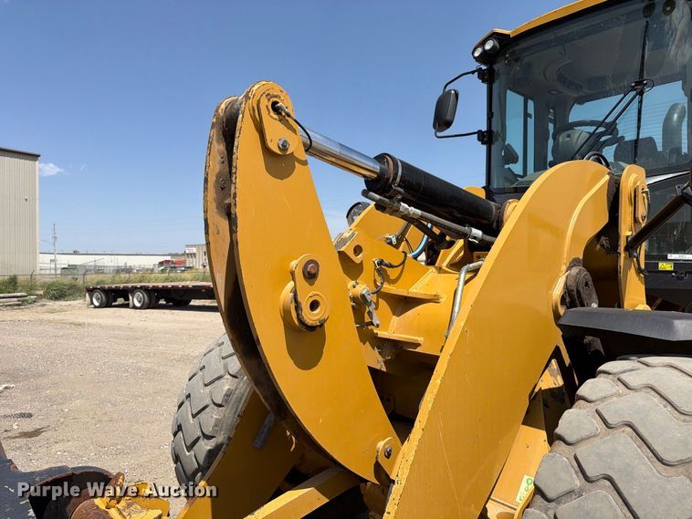 image for item MZ9915 2014 Caterpillar 938K wheel loader