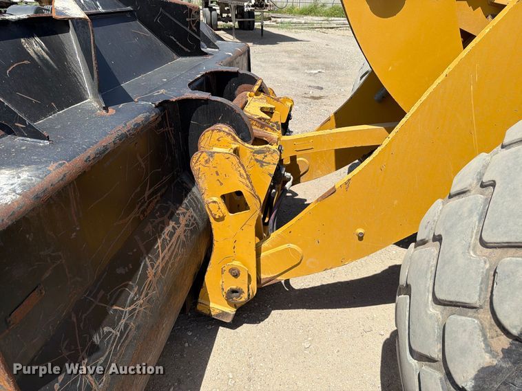 image for item MZ9915 2014 Caterpillar 938K wheel loader