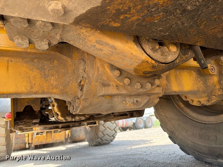 image for item MZ9915 2014 Caterpillar 938K wheel loader