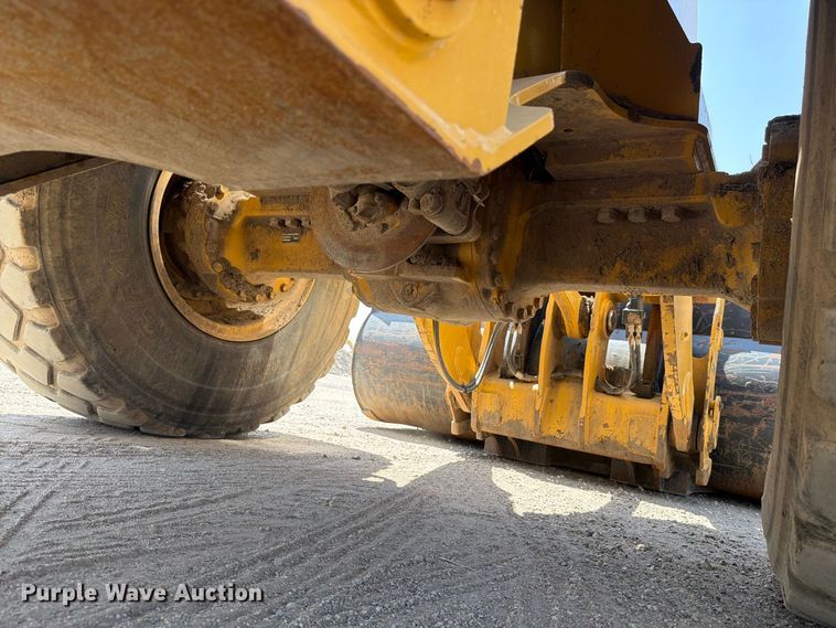image for item MZ9915 2014 Caterpillar 938K wheel loader
