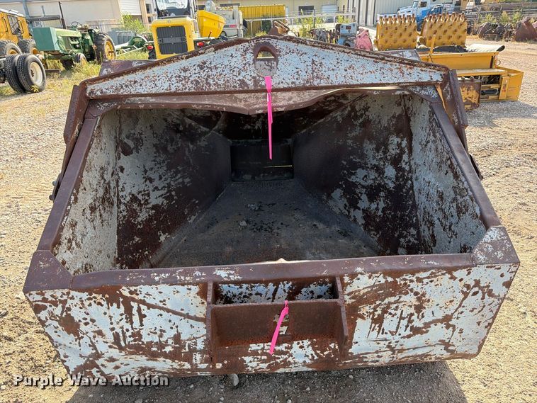 image for item MZ9963 Gar-Bro 466L Concrete bucket