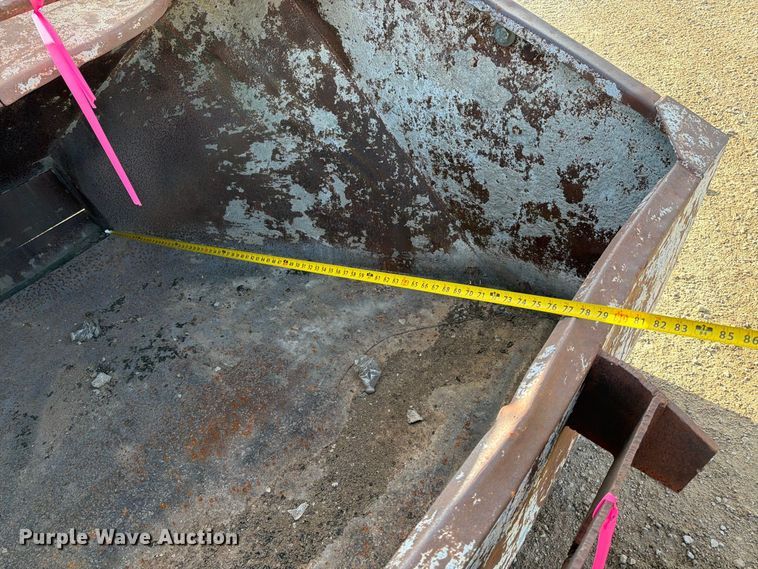 image for item MZ9963 Gar-Bro 466L Concrete bucket