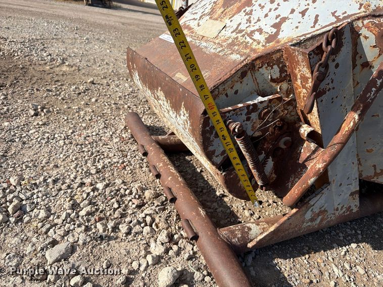 image for item MZ9963 Gar-Bro 466L Concrete bucket