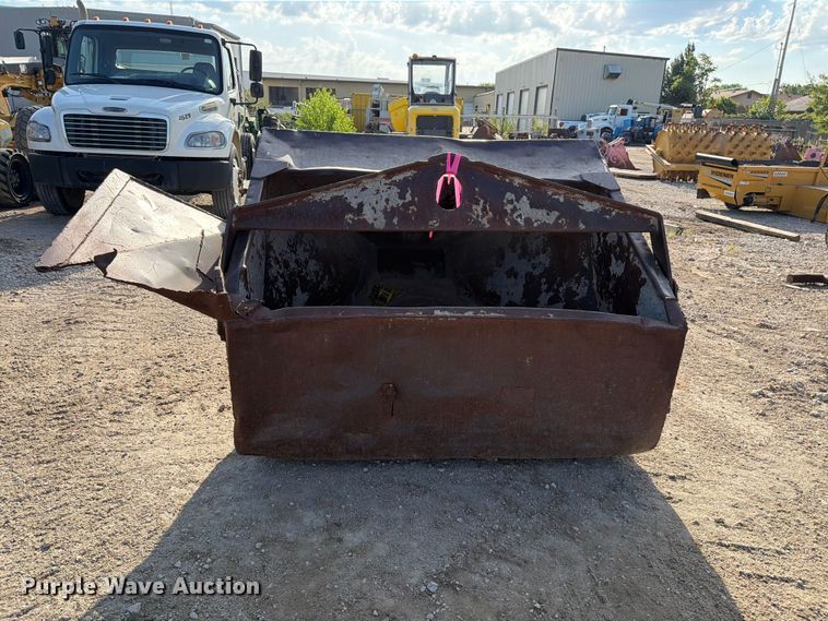 image for item MZ9964 Concrete bucket
