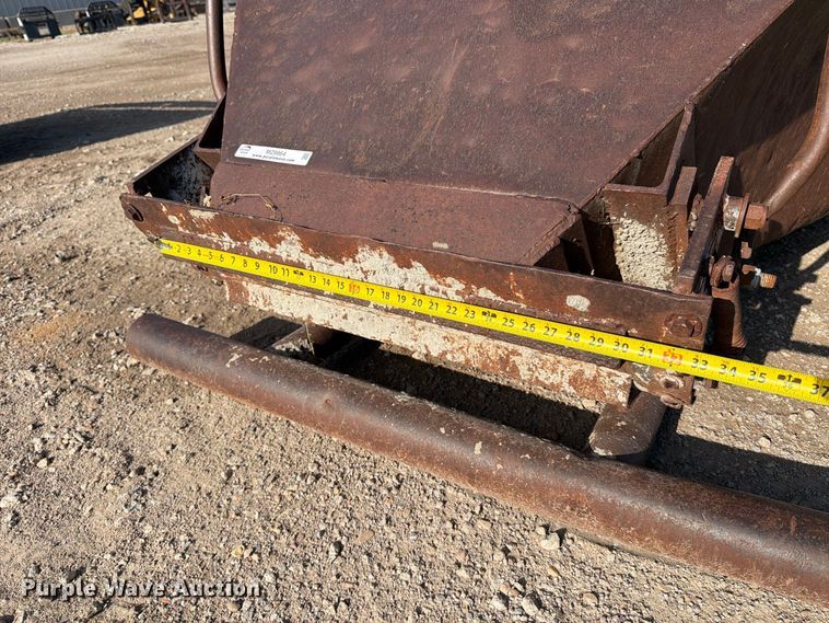 image for item MZ9964 Concrete bucket