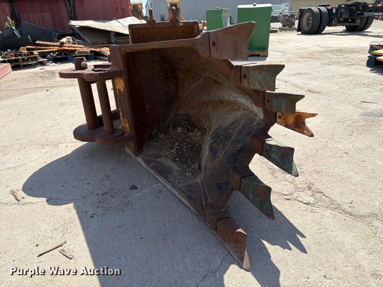 image for item MZ9968 Excavator rock bucket