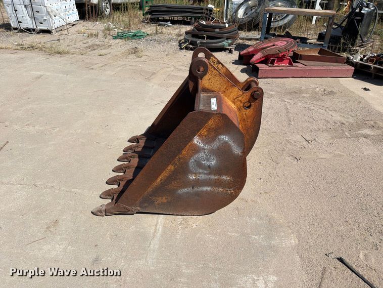 image for item MZ9969 Backhoe bucket