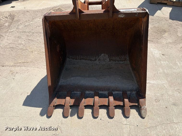image for item MZ9969 Backhoe bucket