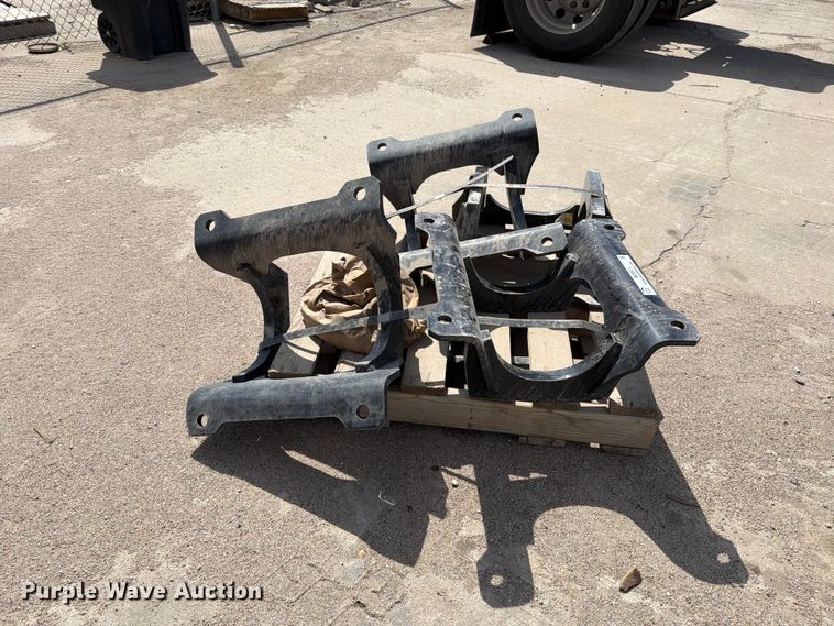 image for item MZ9971 (4) excavator track guards