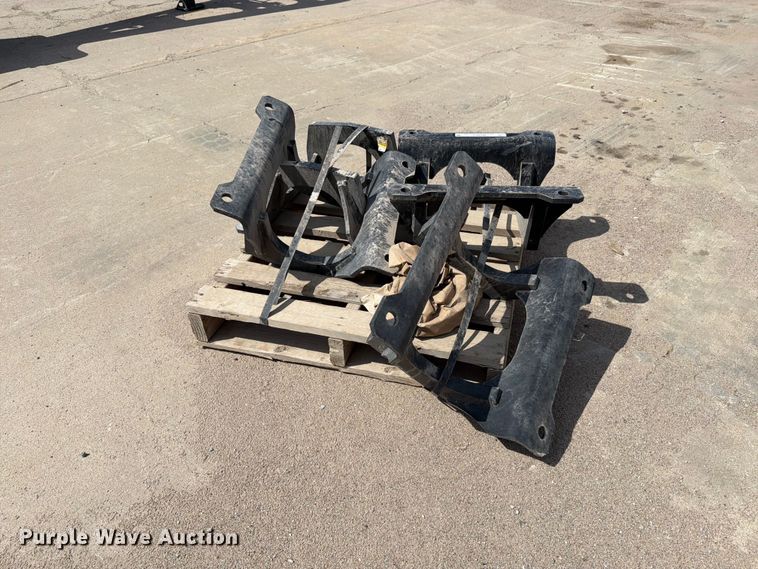 image for item MZ9971 (4) excavator track guards