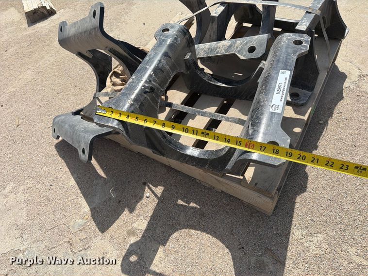 image for item MZ9971 (4) excavator track guards