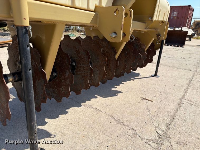 image for item MZ9972 Land Pride CR2572 straw crimper