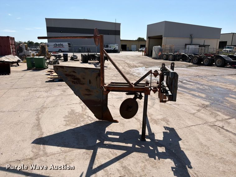 image for item MZ9975 Silt fence plow