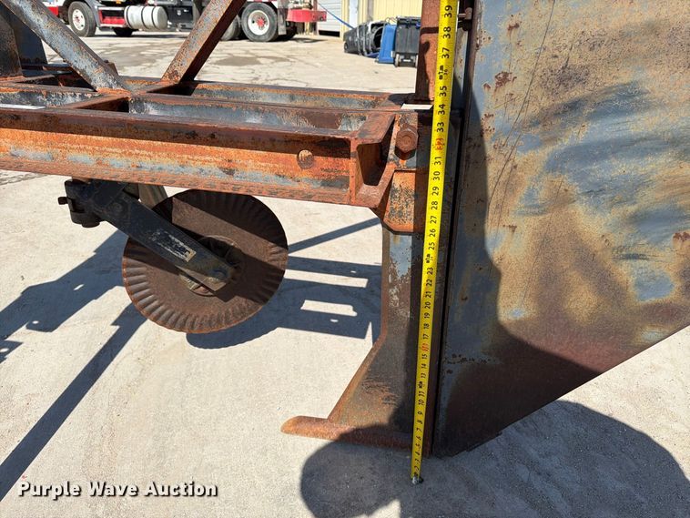 image for item MZ9975 Silt fence plow