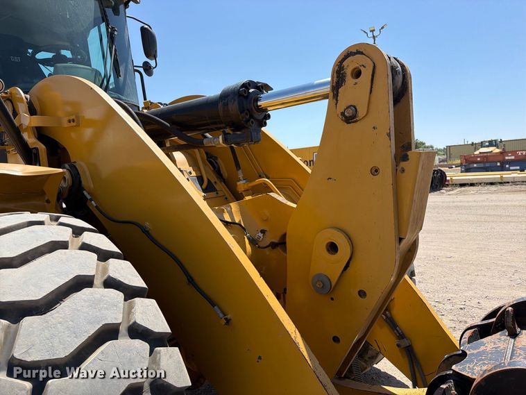image for item MZ9981 2014 Caterpillar 950K wheel loader