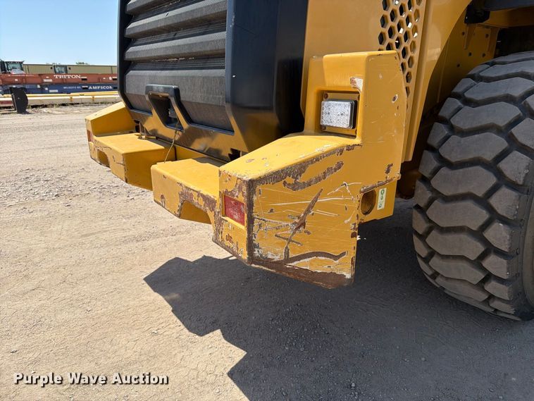 image for item MZ9981 2014 Caterpillar 950K wheel loader