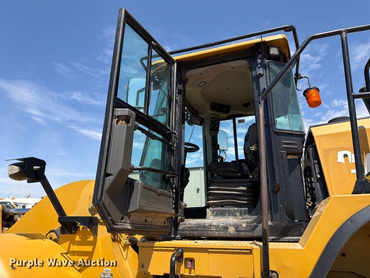 image for item MZ9981 2014 Caterpillar 950K wheel loader