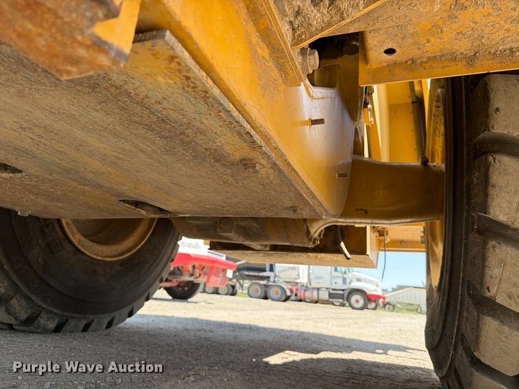 image for item MZ9981 2014 Caterpillar 950K wheel loader