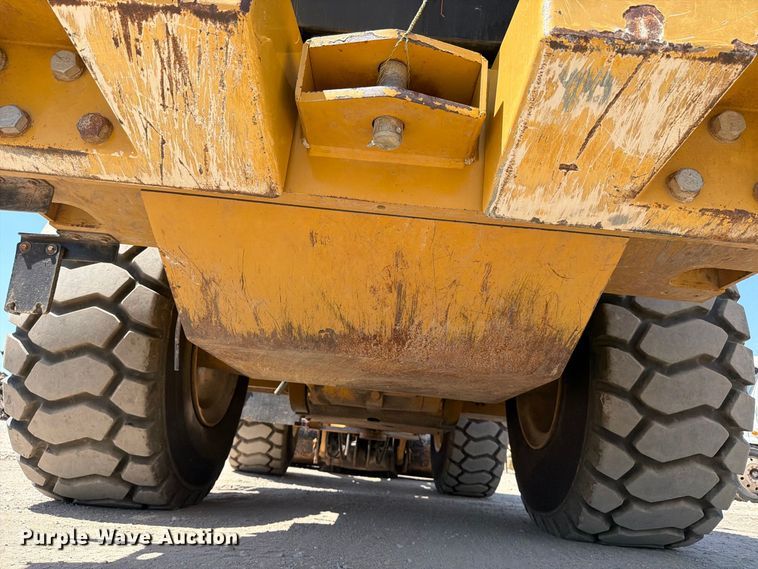 image for item MZ9981 2014 Caterpillar 950K wheel loader