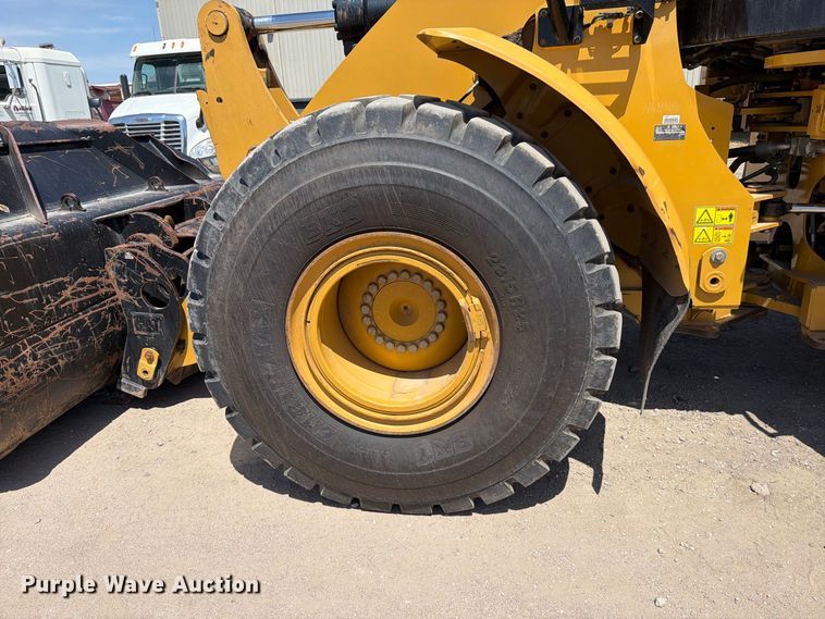 image for item MZ9981 2014 Caterpillar 950K wheel loader
