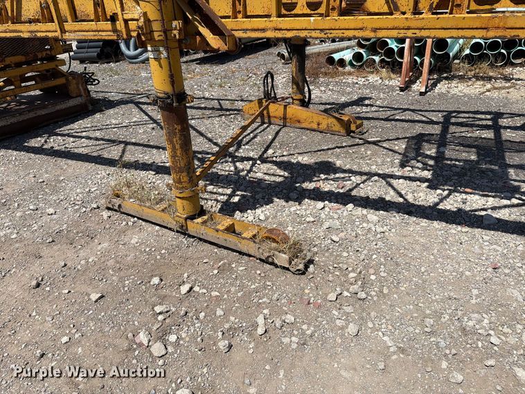 image for item MZ9984 Bid-Well 4800 paver