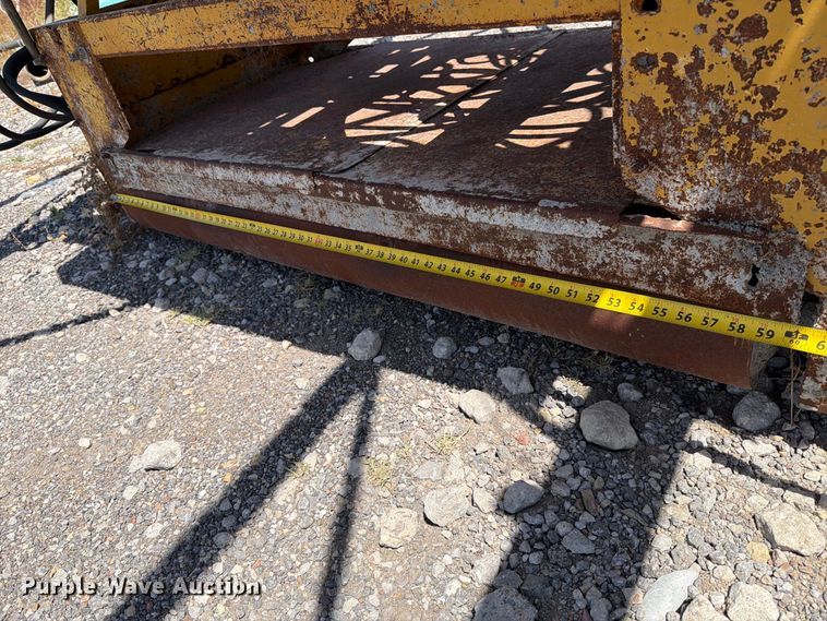 image for item MZ9984 Bid-Well 4800 paver