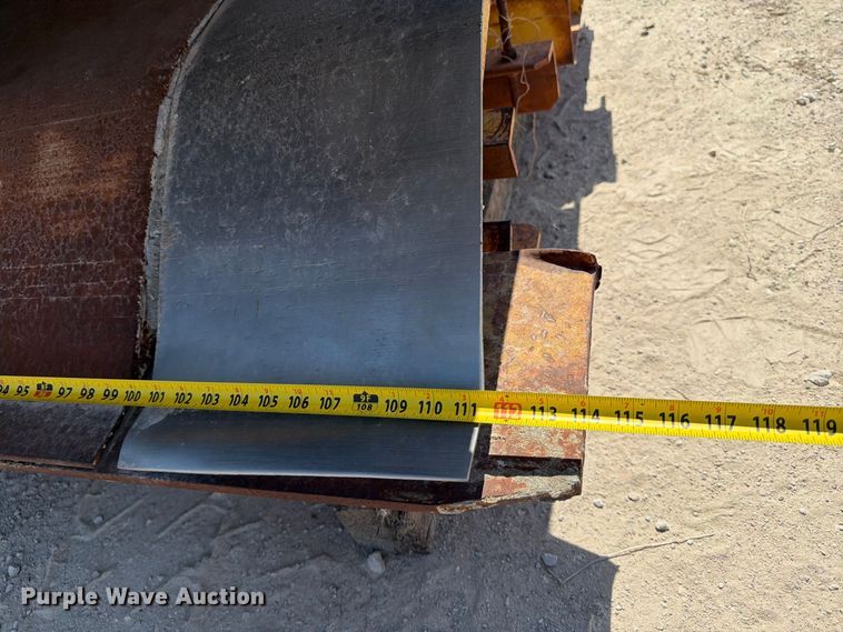 image for item MZ9985 Gomaco MCI8564-21 slip form concrete barrier assembly