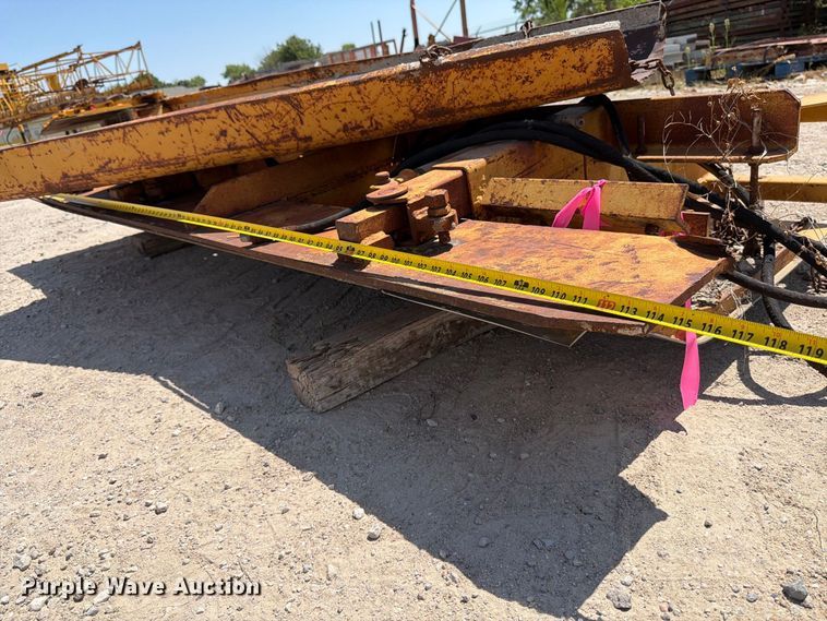 image for item MZ9985 Gomaco MCI8564-21 slip form concrete barrier assembly