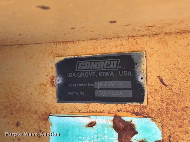 image for item MZ9985 Gomaco MCI8564-21 slip form concrete barrier assembly