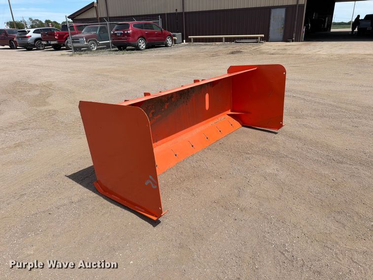 image for item MZ9993 Pabreak skid steer snow pusher