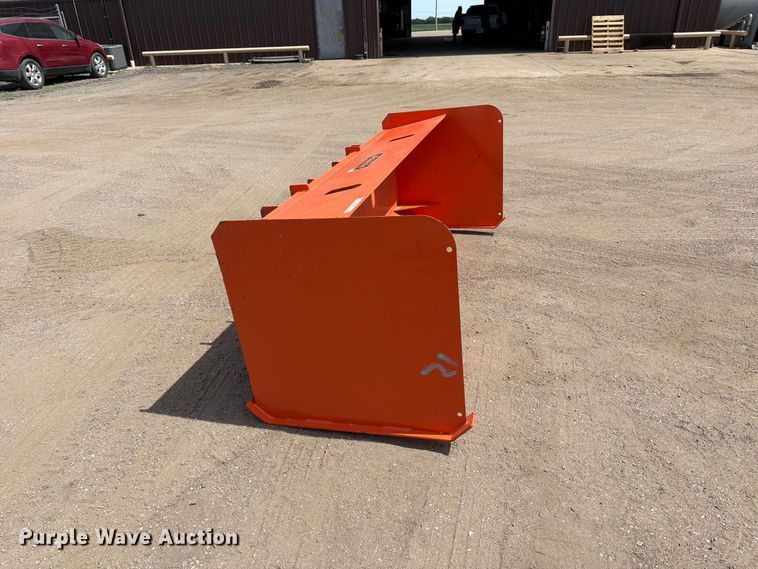 image for item MZ9993 Pabreak skid steer snow pusher