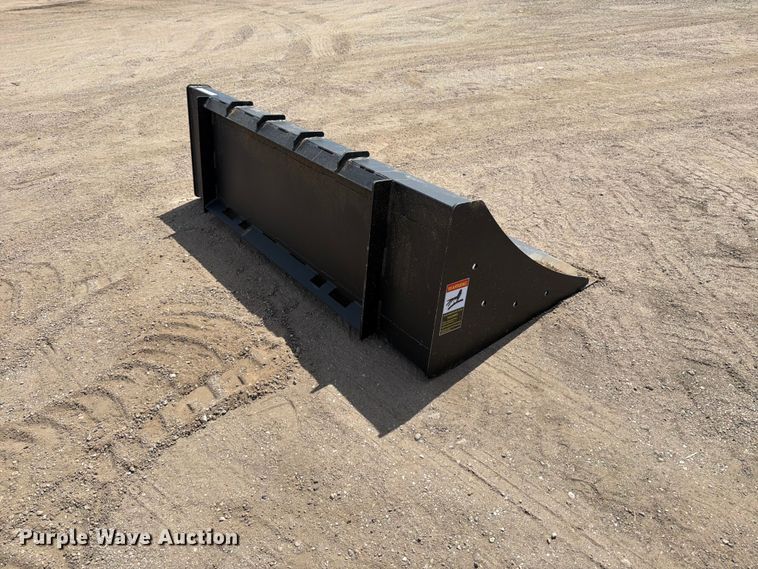 image for item MZ9997 Pabreak skid steer bucket