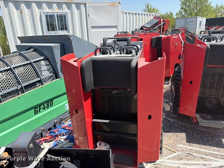 image for item NC9872 Erie Industries SCL850 compact utility loader
