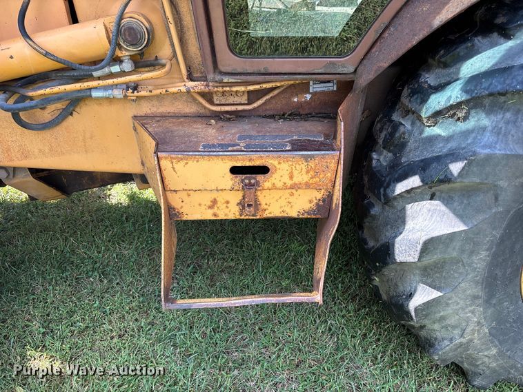 image for item NM9887 1991 Case 580K backhoe