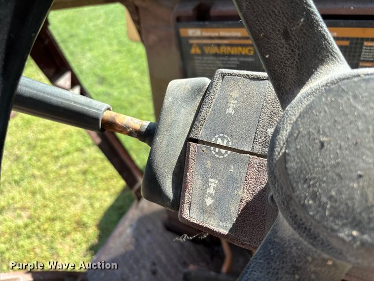 image for item NM9887 1991 Case 580K backhoe