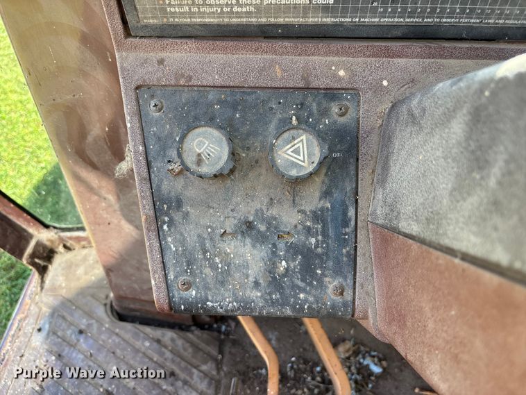 image for item NM9887 1991 Case 580K backhoe