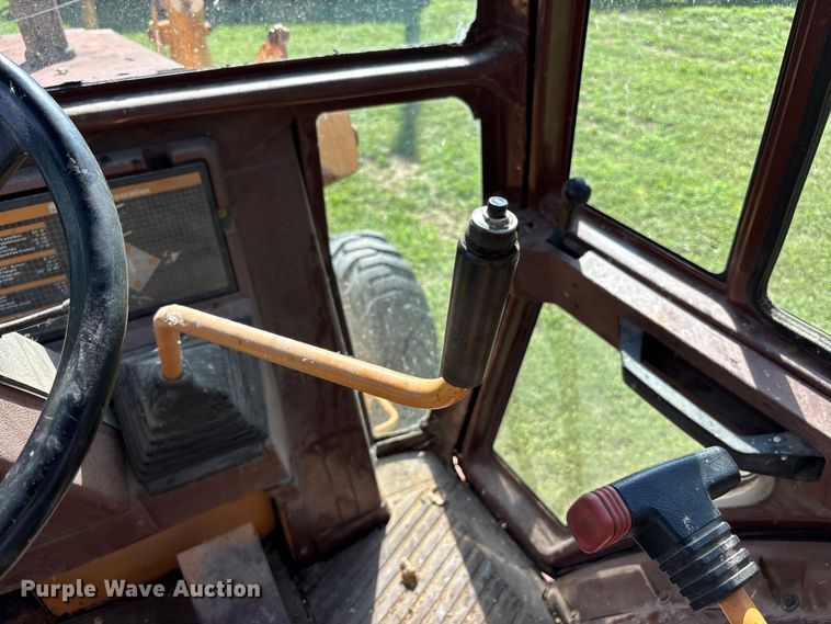 image for item NM9887 1991 Case 580K backhoe