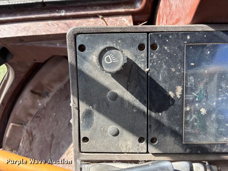 image for item NM9887 1991 Case 580K backhoe