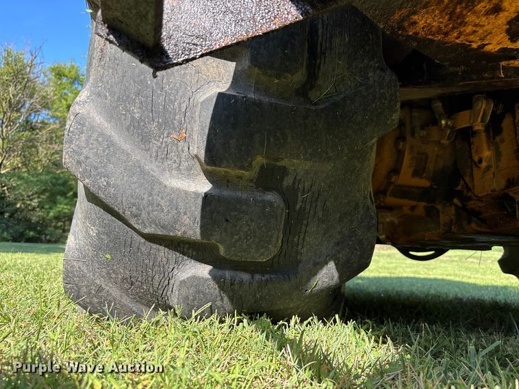image for item NM9887 1991 Case 580K backhoe